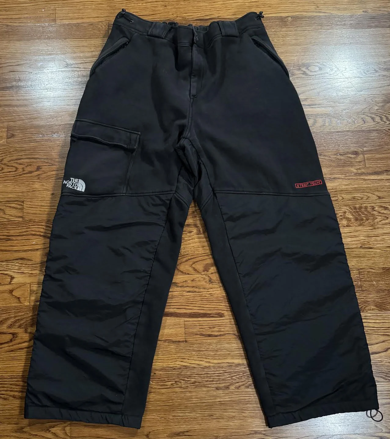 Vintage The North Face Steep Tech Black / Red Sweatpants (Size